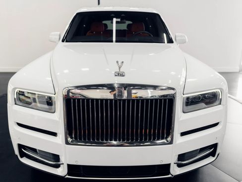 Used 2021 Rolls-Royce Cullinan AWD/4WD image 17