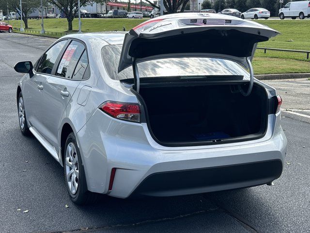 New 2026 Toyota Corolla LE FWD image 9