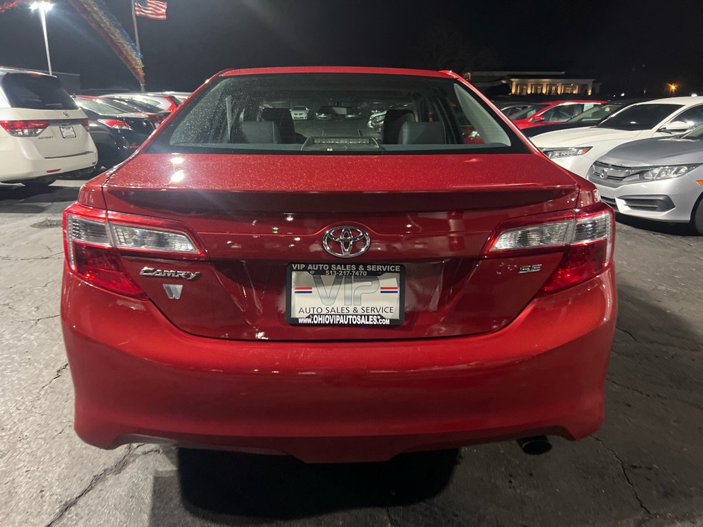 Used 2012 Toyota Camry SE FWD image 6