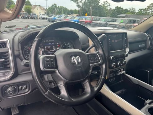 Used 2022 RAM 3500 Laramie RWD image 7