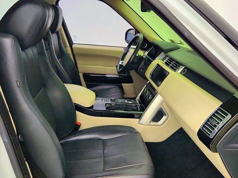 Used 2016 Land Rover Range Rover HSE image 26