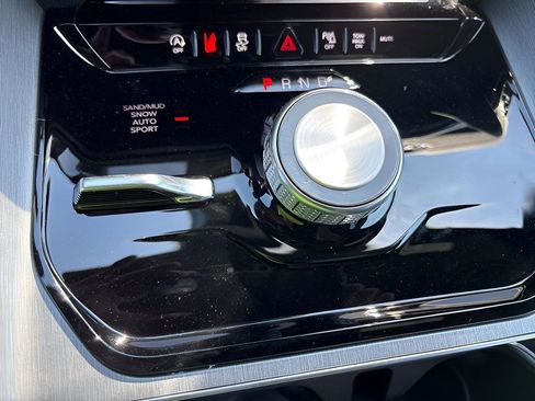 New 2026 Jeep Grand Wagoneer Limited AWD/4WD image 33