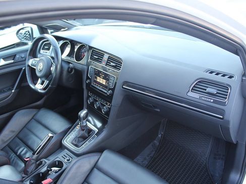 Used 2017 Volkswagen GTI Sport FWD image 22