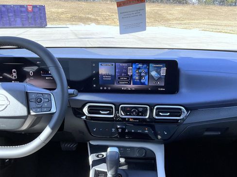 New 2026 Nissan Sentra SL image 13