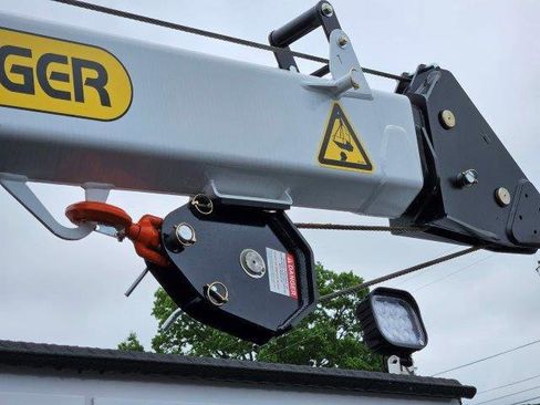 New 2024 Ford F550 4x4 Regular Cab Super Duty image 13