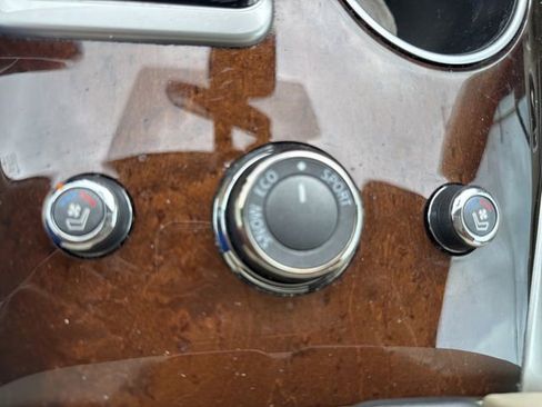 Used 2020 INFINITI QX60 Luxe w/ Sensory Package AWD/4WD image 23