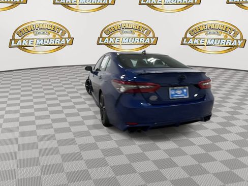 Used 2023 Toyota Camry XSE FWD image 9