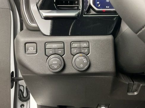 New 2026 Chevrolet Silverado 1500 LT w/ Safety Package AWD/4WD image 13