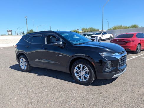 Used 2019 Chevrolet Blazer LT image 6