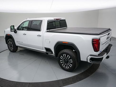 Used 2025 GMC Sierra 2500 Denali Ultimate AWD/4WD image 9