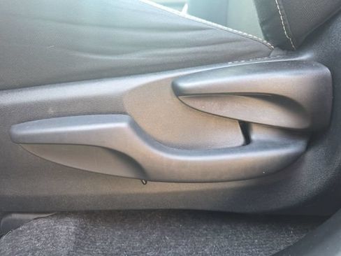 Used 2018 Toyota RAV4 XLE FWD image 29