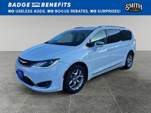 Used 2019 Chrysler Pacifica Limited FWD image 9