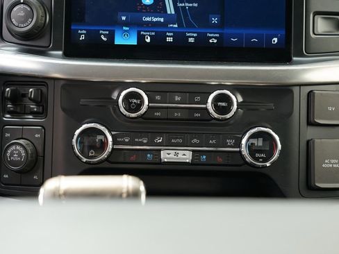 Used 2021 Ford F150 Lariat image 25