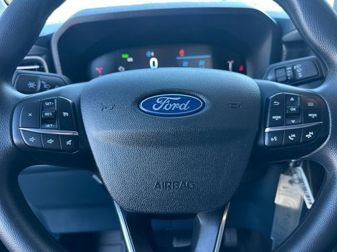 New 2025 Ford Maverick XL image 21