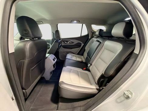 Used 2022 GMC Terrain SLT AWD/4WD image 22