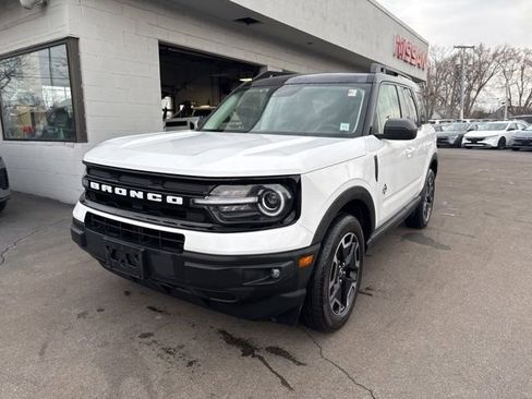 Used 2023 Ford Bronco Sport Outer Banks w/ Tech Package image 5