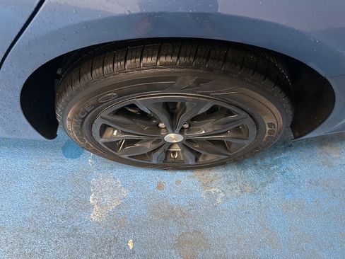 Certified 2025 Chevrolet Malibu LT image 16