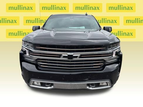 Used 2021 Chevrolet Silverado 1500 High Country w/ Technology Package AWD/4WD image 2