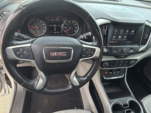 Used 2018 GMC Terrain SLE image 16
