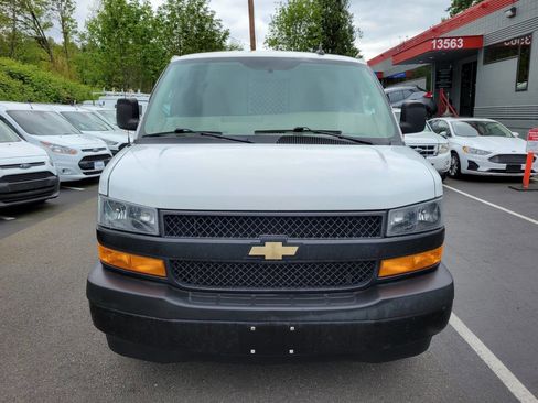 Used 2019 Chevrolet Express 2500 2500 3dr Cargo Van w/ Driver Convenience Package image 2