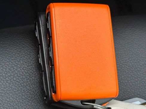 Used 2025 Volvo XC40 B5 Core w/ Protection Package Premier image 34