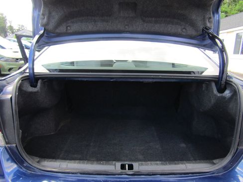 Used 2017 Subaru Impreza 2.0i Premium image 30