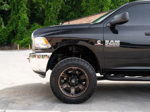 Used 2015 RAM 2500 Tradesman w/ Chrome Appearance Group AWD/4WD image 3