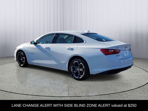 Used 2025 Chevrolet Malibu LT w/ LPO, Floor Liner Package image 5