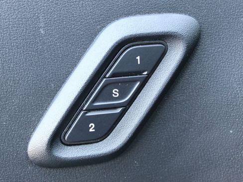 Used 2022 Dodge Challenger R/T w/ Plus Package RWD image 21
