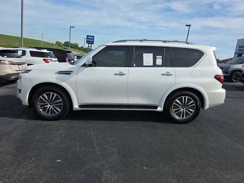 Certified 2023 Nissan Armada SL w/ Cargo Package AWD/4WD image 8