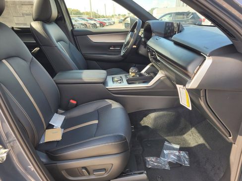 New 2026 MAZDA CX-90 3.3 Turbo w/ Premium Plus Pkg image 17