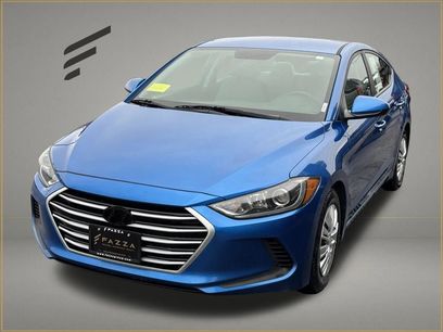 Used 2018 Hyundai Elantra SE w/ SE Connectivity Package 04