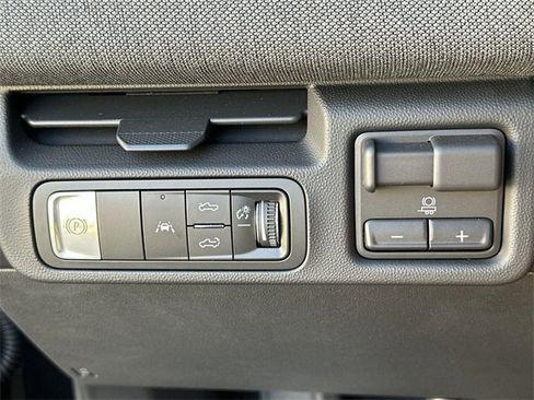 Used 2026 GMC Sierra EV Elevation image 16