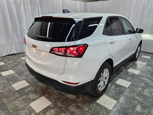 Used 2024 Chevrolet Equinox LS w/ LS Convenience Package FWD image 6