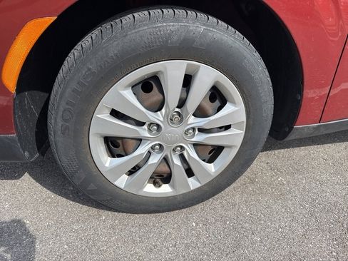 Used 2020 Kia Soul LX image 6