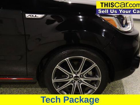Used 2018 Kia Soul ! w/ Tech Package FWD image 11