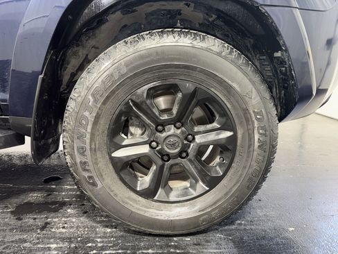 Used 2023 Toyota 4Runner SR5 Premium w/ Moonroof Package image 9