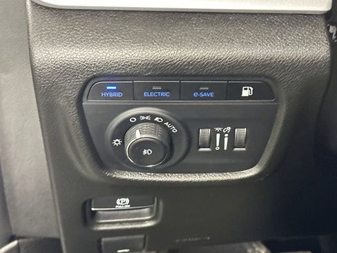 Used 2022 Jeep Grand Cherokee Trailhawk image 19