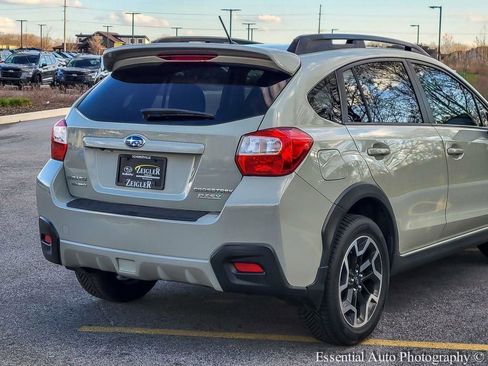 Used 2017 Subaru Crosstrek 2.0i Premium w/ Moonroof Package image 6