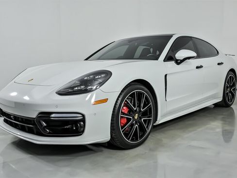 Used 2020 Porsche Panamera GTS AWD/4WD image 5