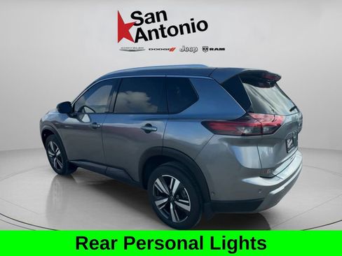 Used 2024 Nissan Rogue SL w/ SL Premium Package FWD image 10