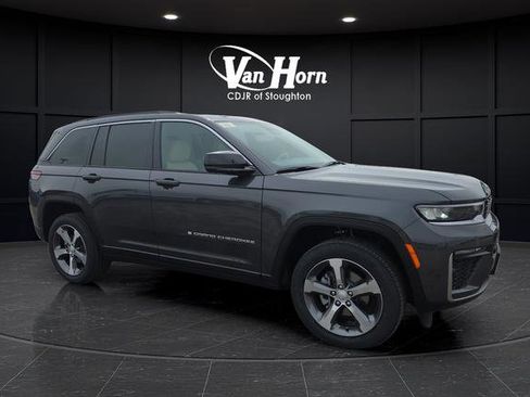 New 2026 Jeep Grand Cherokee Limited image 7