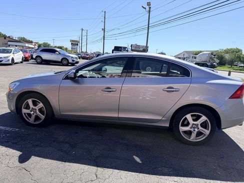 Used 2013 Volvo S60 T5 AWD/4WD image 3