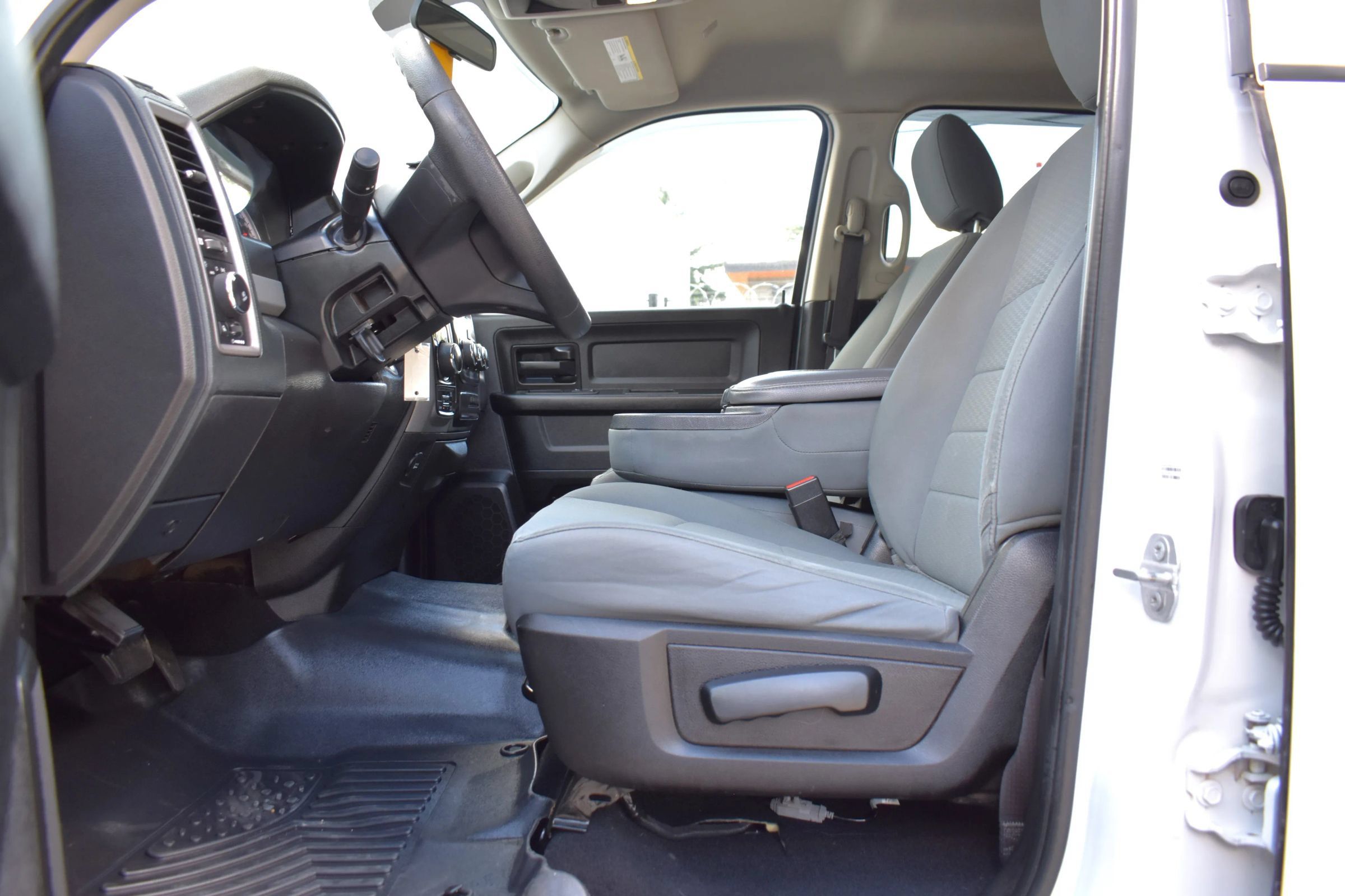 Used 2019 RAM 1500 Tradesman w/ Tradesman SXT Package AWD/4WD image 50