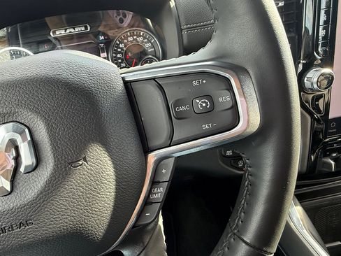 Used 2023 RAM 1500 Laramie image 36