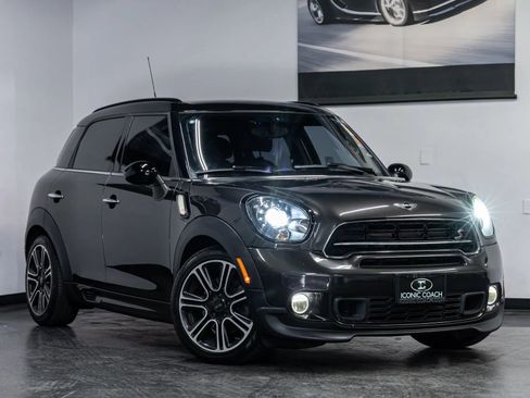 Used 2015 MINI Cooper Countryman S image 1