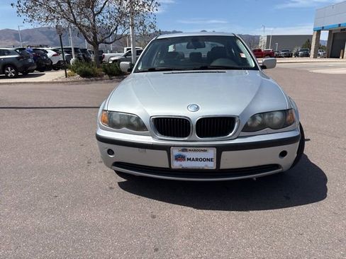 Used 2004 BMW 325i Sedan RWD image 2