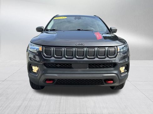 Used 2022 Jeep Compass Trailhawk w/ Sun and Sound Group AWD/4WD image 2