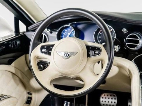 Used 2016 Bentley Mulsanne Speed image 37