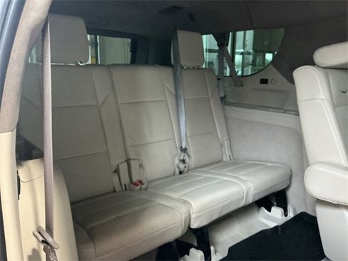 Used 2023 Cadillac Escalade ESV Premium Luxury Platinum w/ LPO, Radiant Package image 17